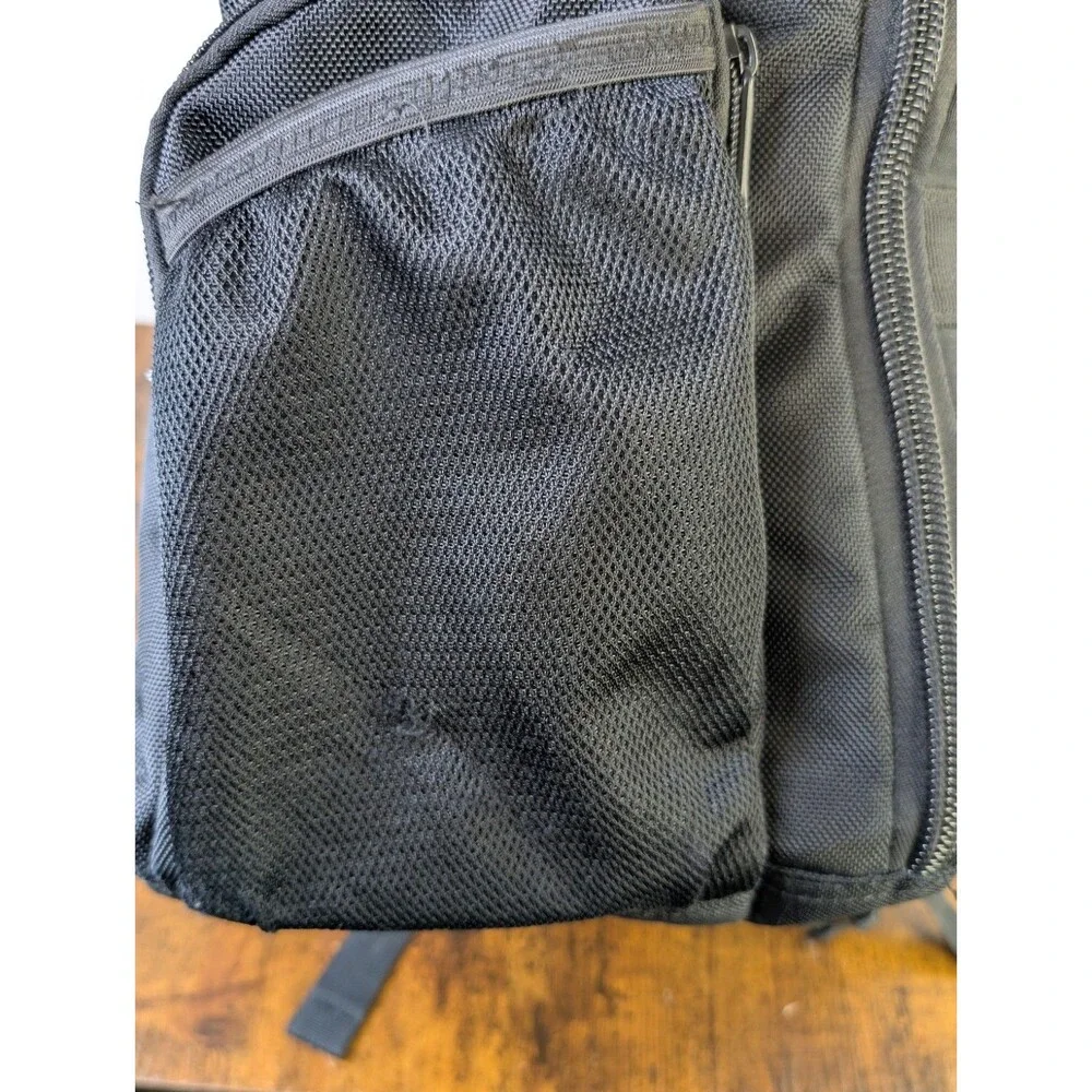 KROSER 17.3 Travel Laptop Backpack XL Heavy Duty USB Charging Port RFID Black